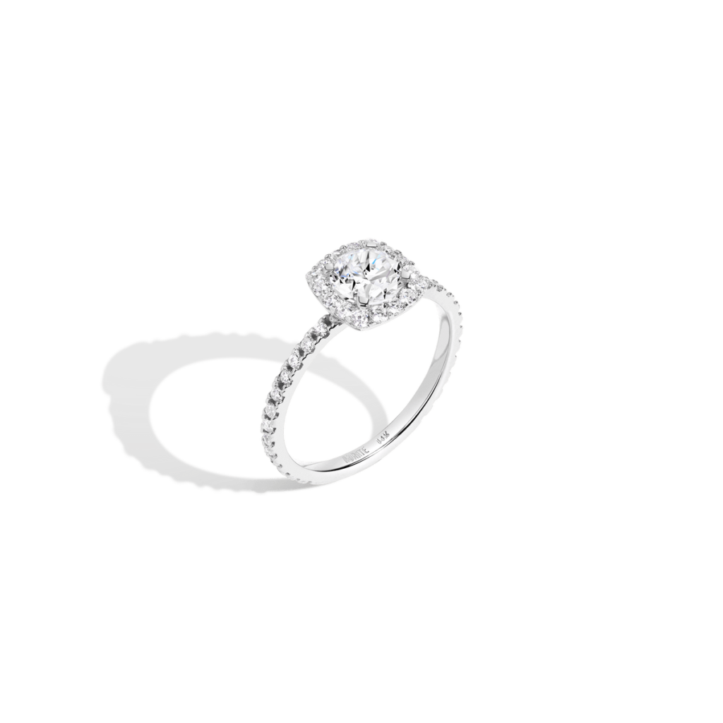 halo diamond ring by Aurate